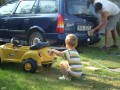 drbem z�da - takhle Bar�u uvid�te nej�ast�ji - jen z�da...:-)