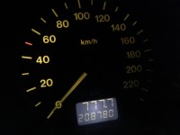 2013-09-21 09.37.24_2.jpg (482.16 KiB) Zobrazeno 5096 x Najeto od prvního natankování.