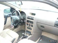Opel_Astra_Bertone_2000_1_8i_16V_4.jpg