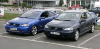 Ruprechtovo a Slawatovo77 coupe v Chrudimi na parkovisti pred prodejnou Kubik...<br />btw: Dost prazdne parkoviste... ;)
