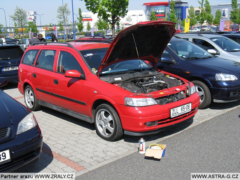  III. Opel Astra sraz Praha-Letňany 25.4.2009