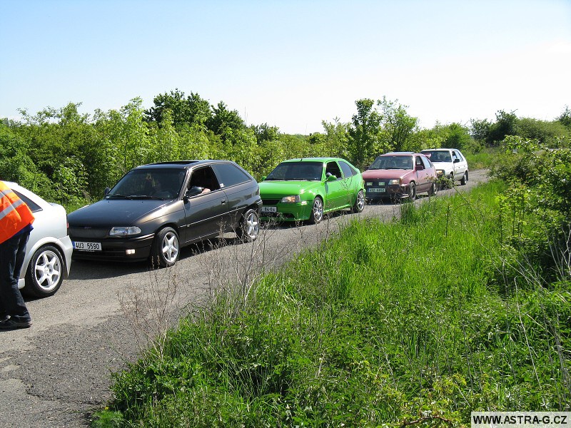XIII.Opel Astra sraz - letiště Střemy u Mělníka 10.5.2008