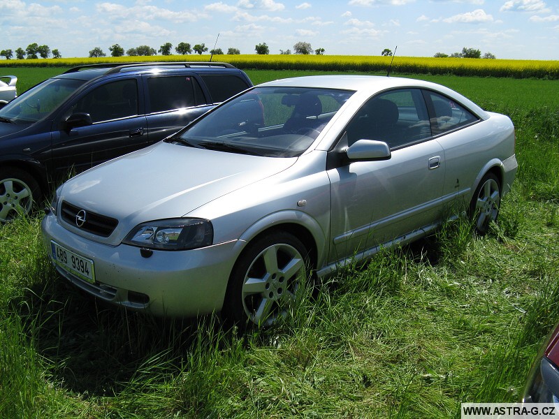 XIII.Opel Astra sraz - letiště Střemy u Mělníka 10.5.2008