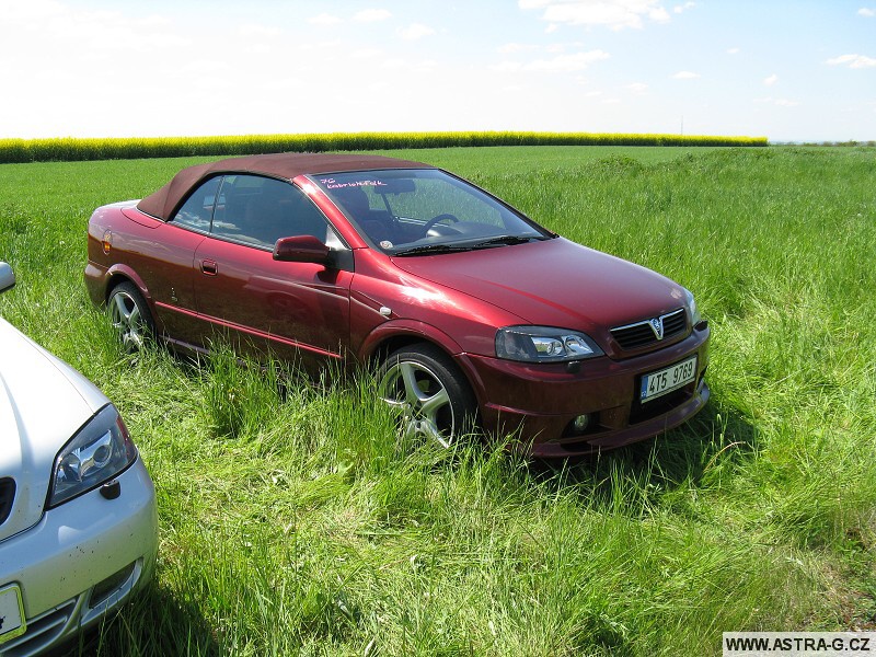 XIII.Opel Astra sraz - letiště Střemy u Mělníka 10.5.2008