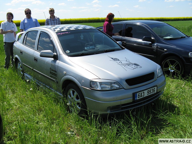 XIII.Opel Astra sraz - letiště Střemy u Mělníka 10.5.2008
