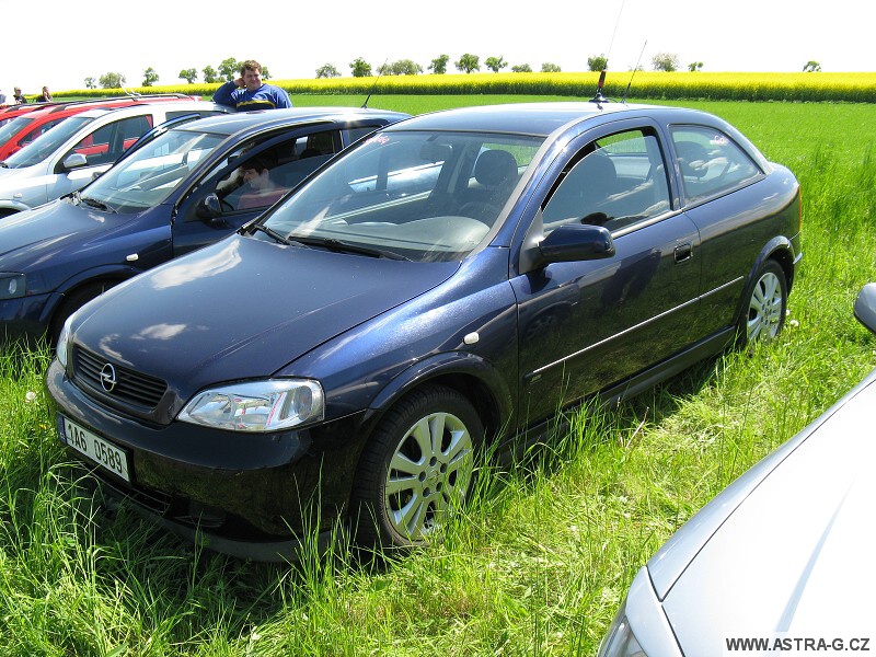 XIII.Opel Astra sraz - letiště Střemy u Mělníka 10.5.2008