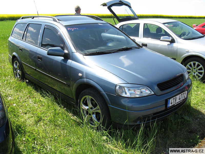 XIII.Opel Astra sraz - letiště Střemy u Mělníka 10.5.2008