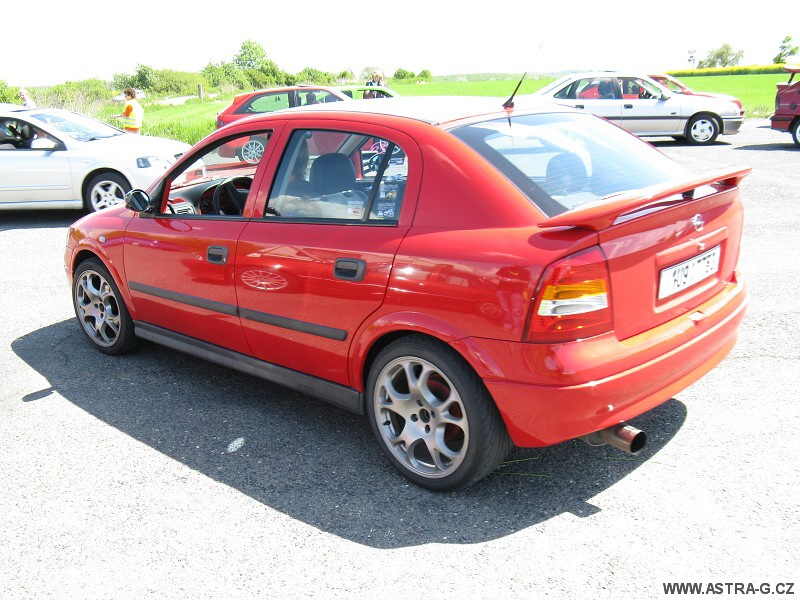XIII.Opel Astra sraz - letiště Střemy u Mělníka 10.5.2008