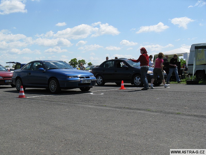 XIII.Opel Astra sraz - letiště Střemy u Mělníka 10.5.2008