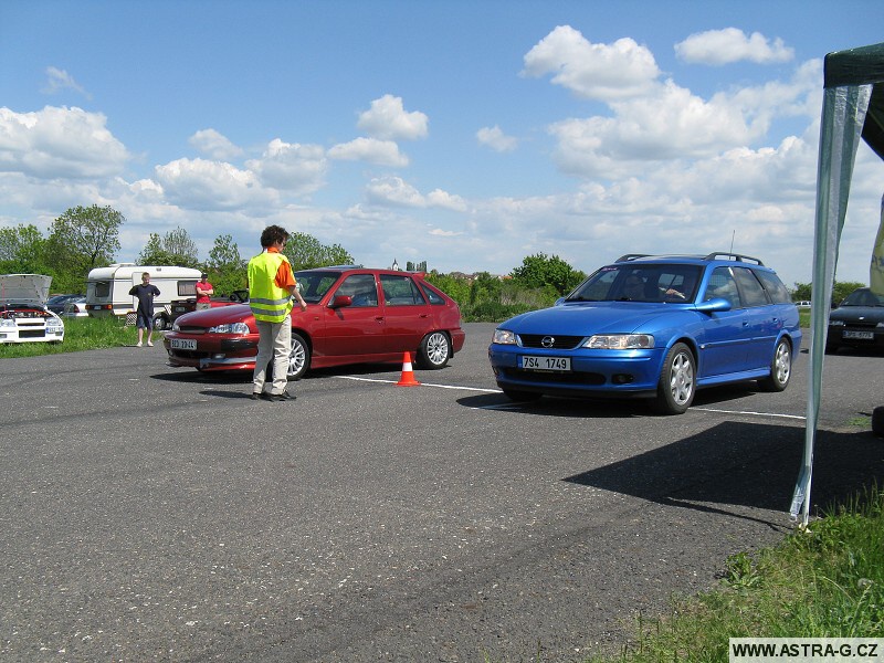 XIII.Opel Astra sraz - letiště Střemy u Mělníka 10.5.2008