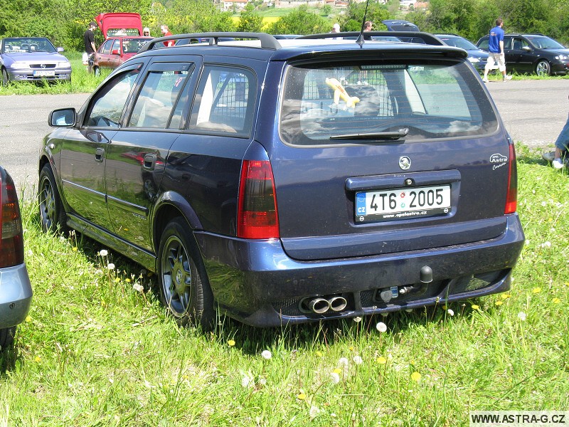 XIII.Opel Astra sraz - letiště Střemy u Mělníka 10.5.2008